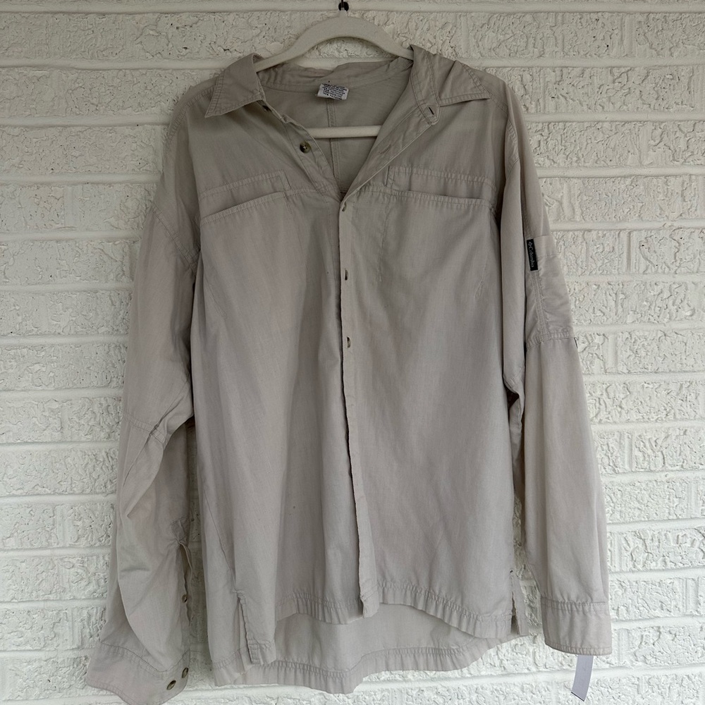 Columbia fishing shirt